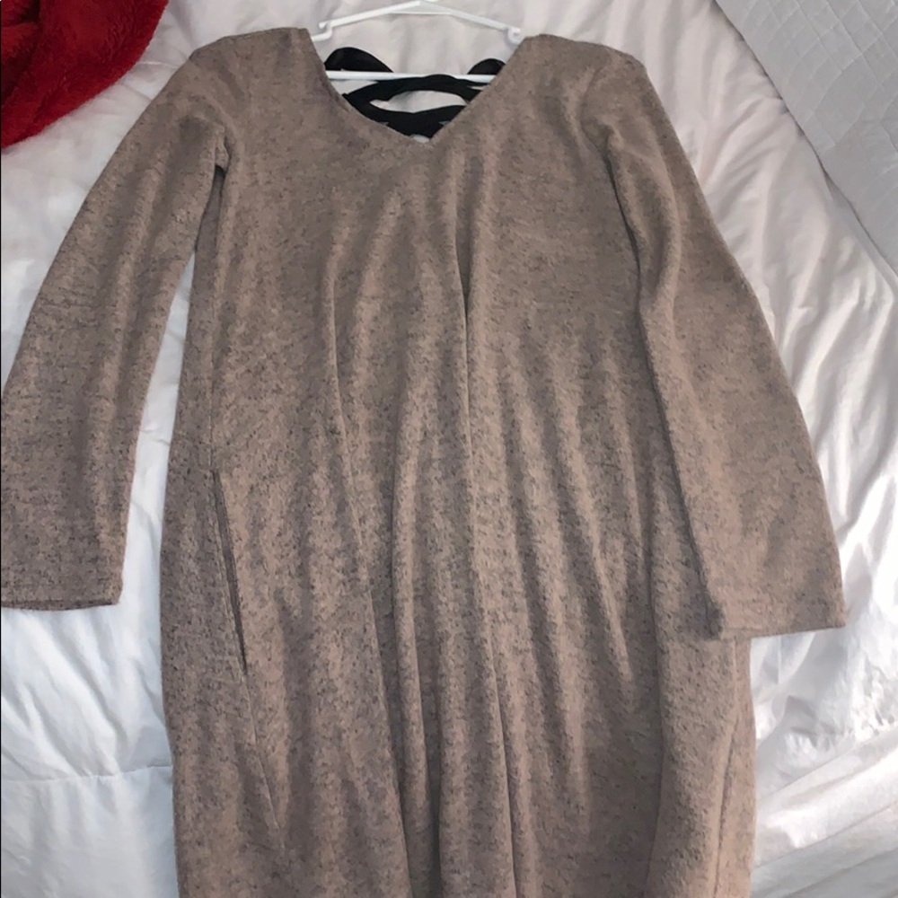 Women’s Medium Dress